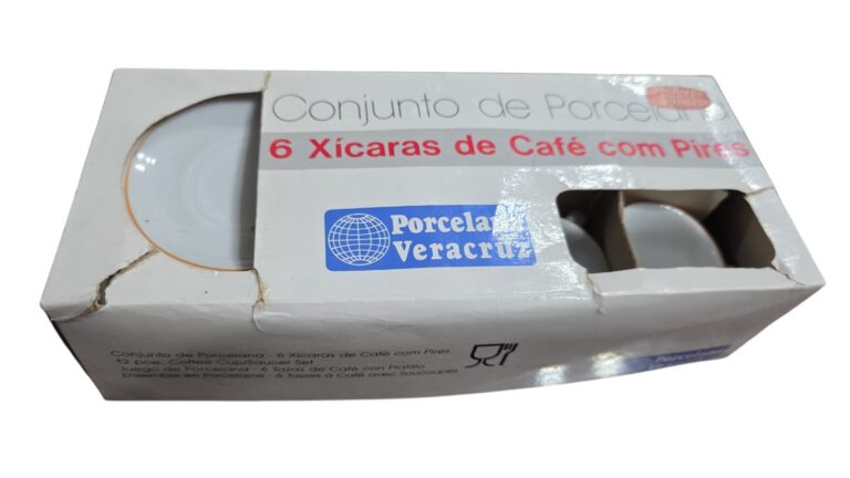 Conjunto com seis xícaras de café com pires porcelana Veracruz Roberto Simões