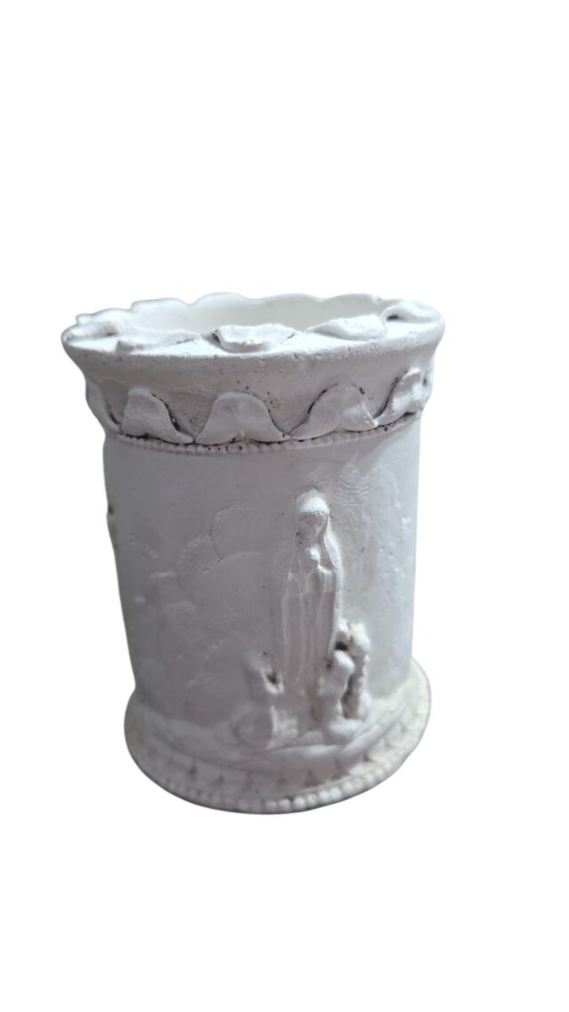 Castiçal sacro de resina