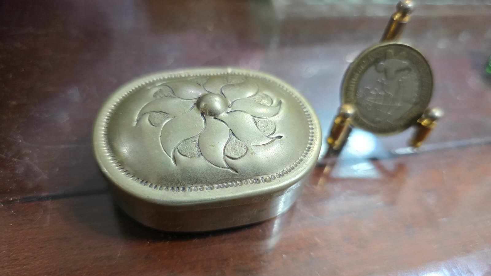 Elegante potiche espessurado a prata - Imagem 2