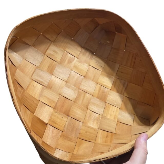 Fruteira ou cesta de pães artesanal