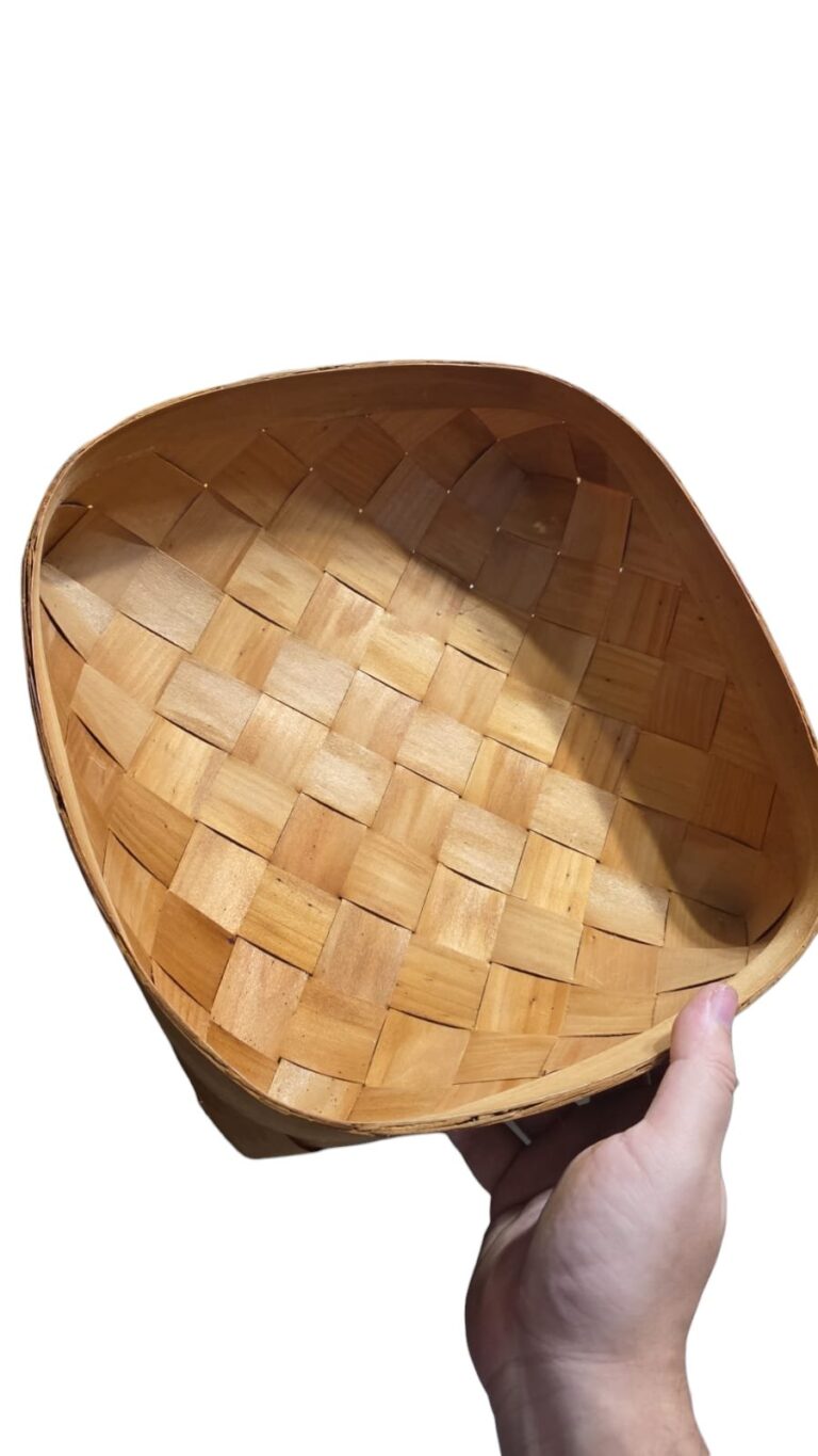 Fruteira ou cesta de pães artesanal
