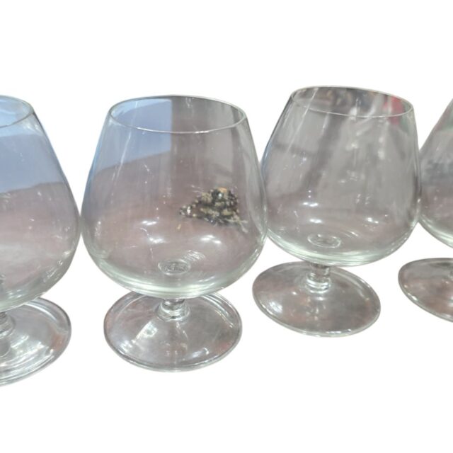 Taças de cristal. (valor unitário)