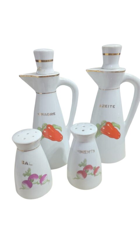 Antigo galheteiro de porcelana