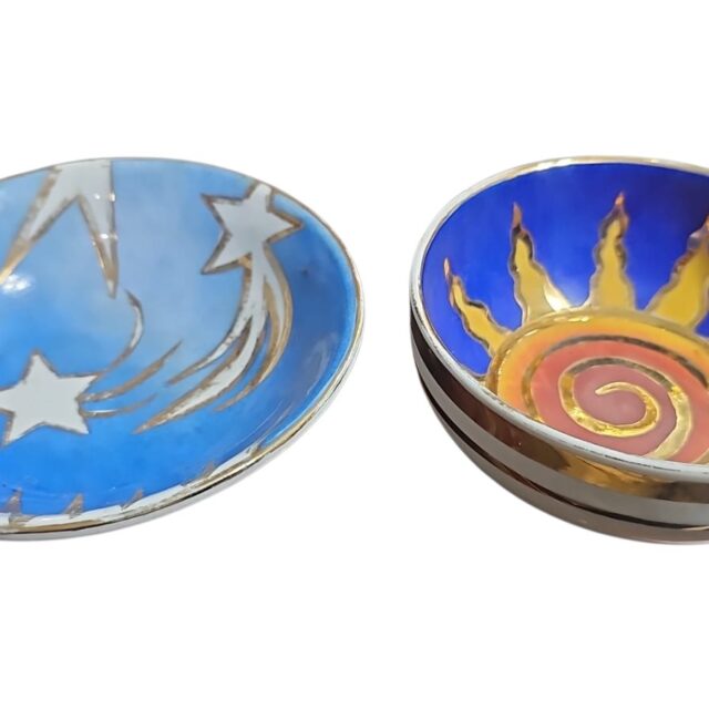 Par de bowls de porcelana pintados a mão