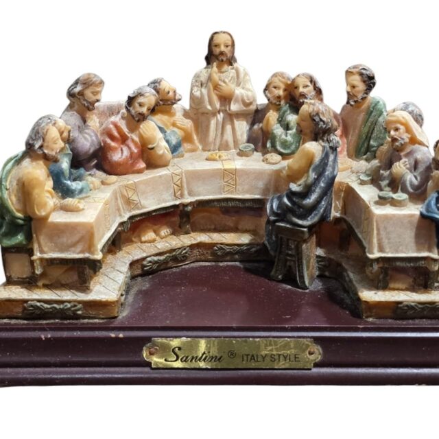 Santa Ceia em resina, rica em detalhes