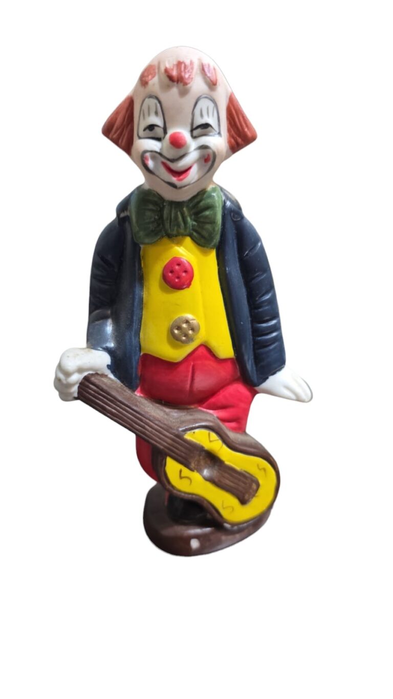 Palhaço de porcelana pintado a mão