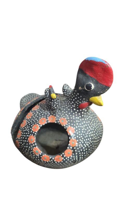 Galinha de cerâmica