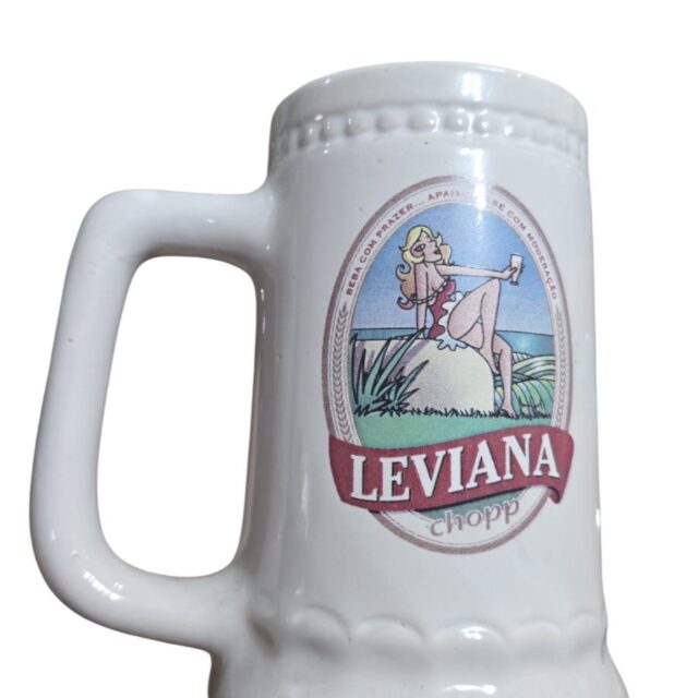 Antiga caneca de chopp