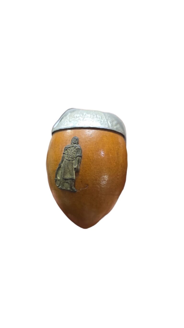 Pequena cuia de chimarrão gaúcha
