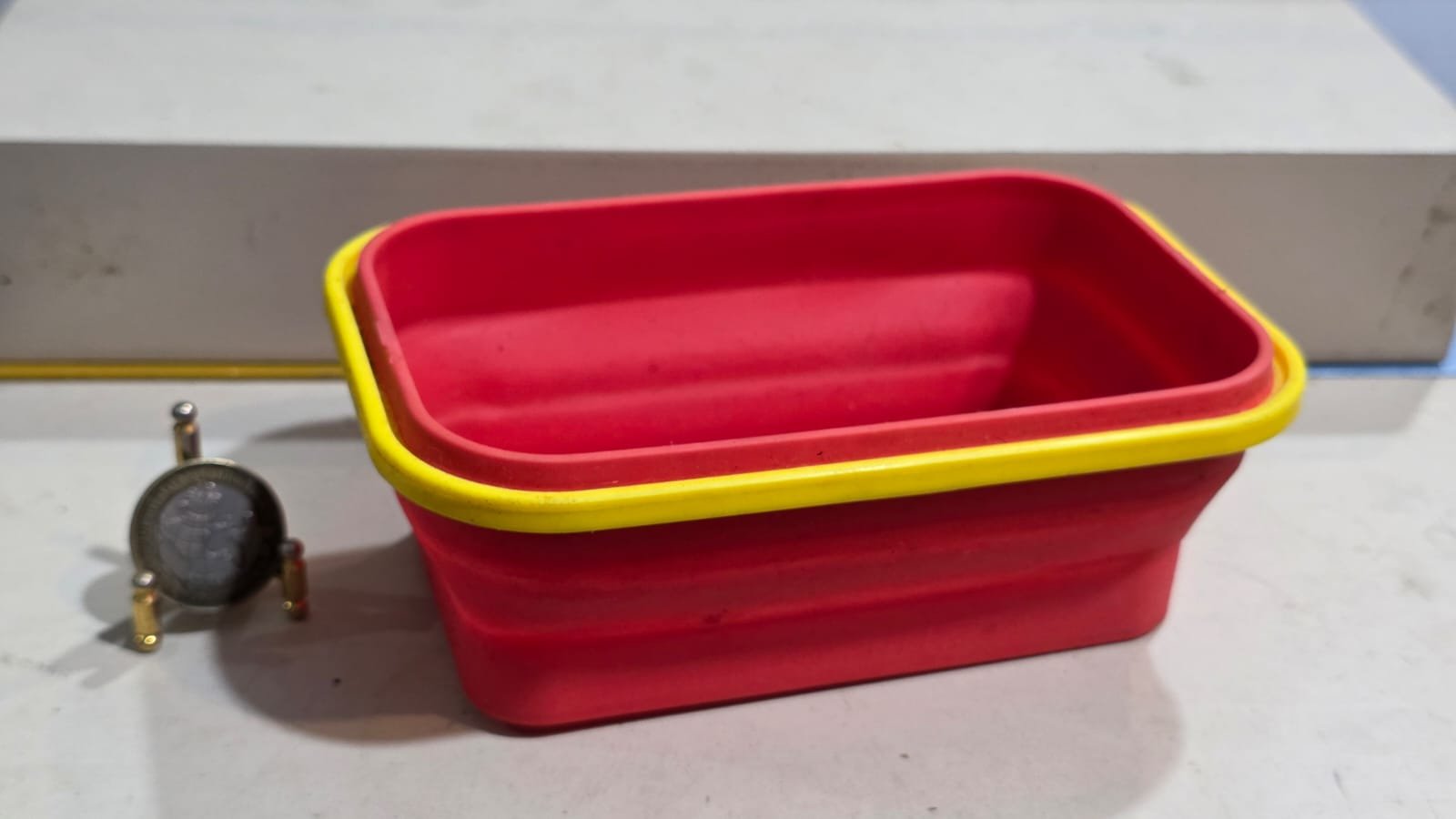 Lunchbox Retrátil Yuze na cor rosa, ideal para transporte prático de alimentos - Imagem 3