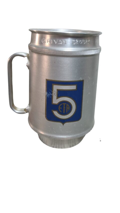 Caneca de alumínio com gravação, década de 80