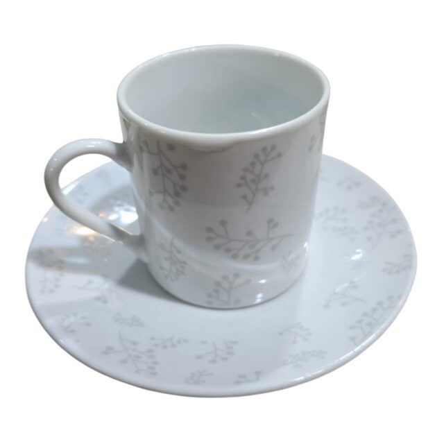 Xícara de porcelana, motivos vegetalistas