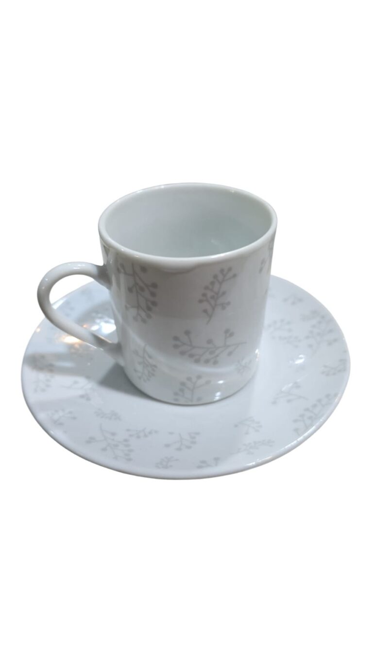 Xícara de porcelana, motivos vegetalistas