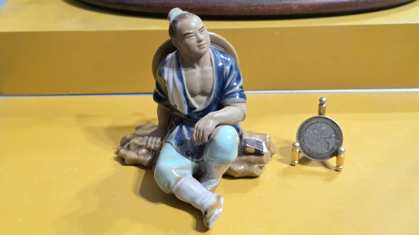 Estatueta em porcelana estilo "Mudman" - Imagem 2