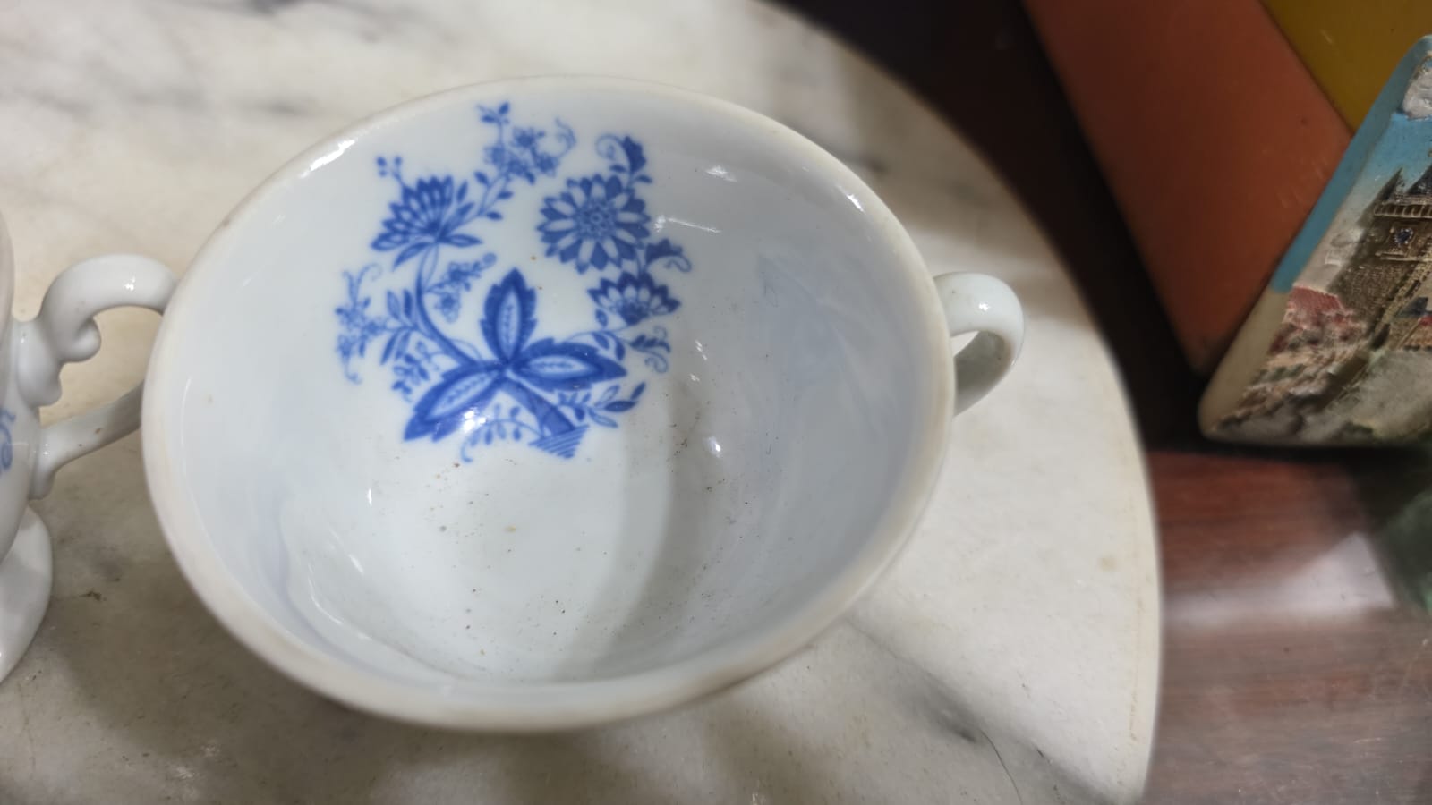 Antiga xícara de café - Imagem 3