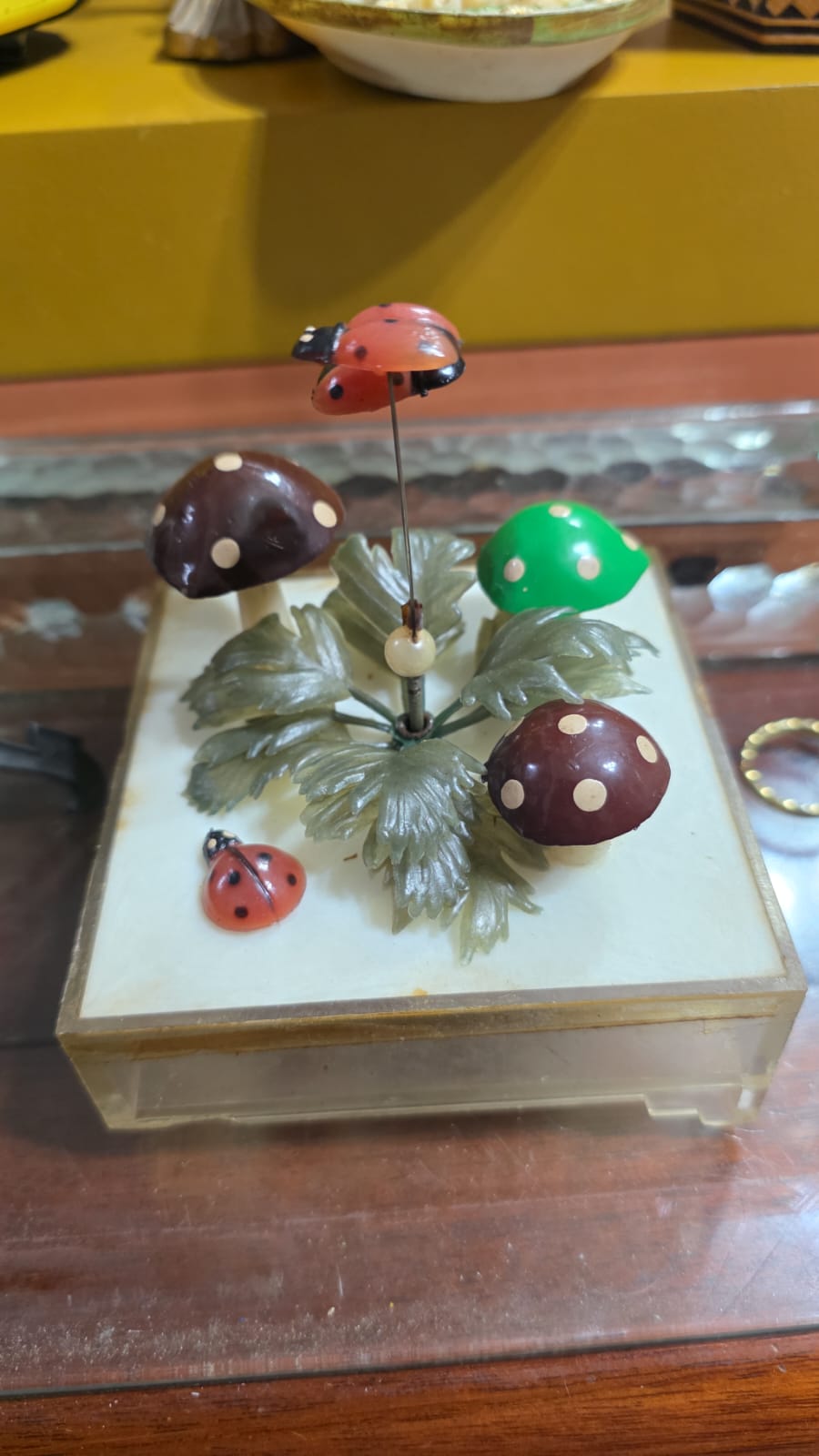 Antiga decoração musical a corda - Imagem 2