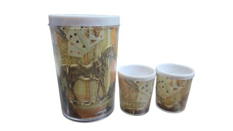 Conjunto em plástico rígido