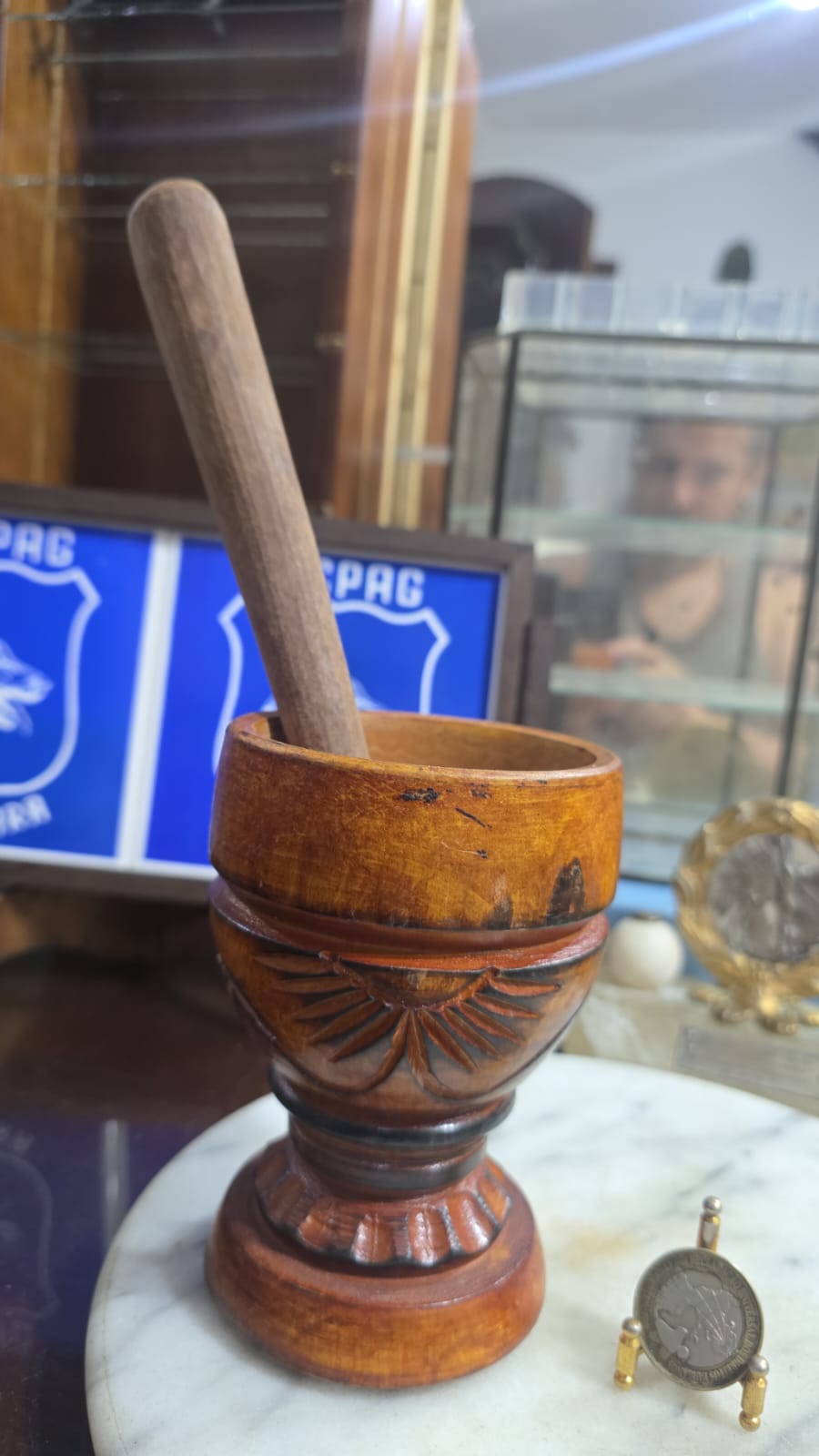 Antigo pilão de madeira - Imagem 2