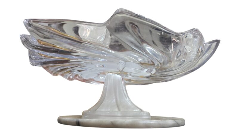 Grande centro de mesa em cristal europeu