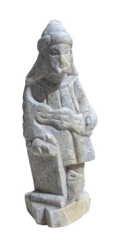 Escultura de Aleijadinho esculpido em pedra