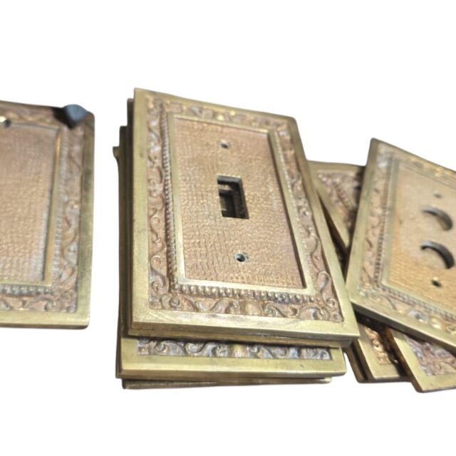 Lote de antigos espelhos de eletricidade de bronze