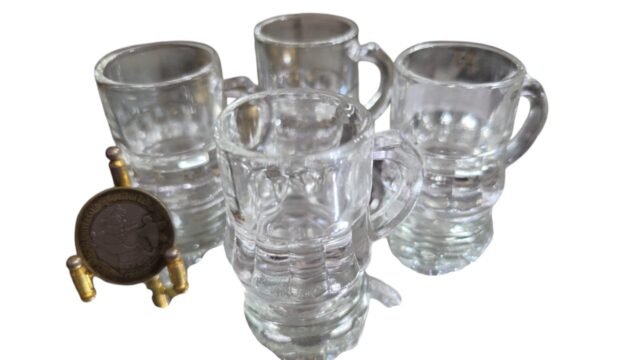 Quarteto de canequinhas de licor