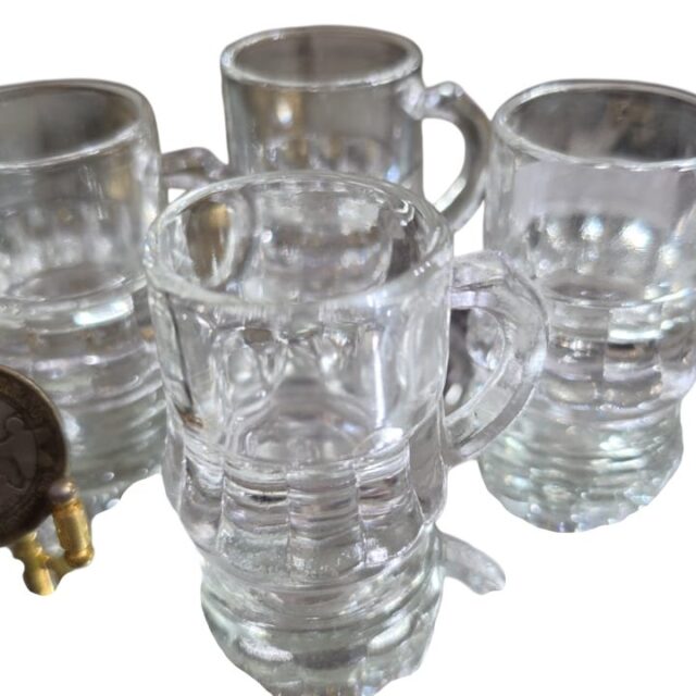 Quarteto de canequinhas de licor