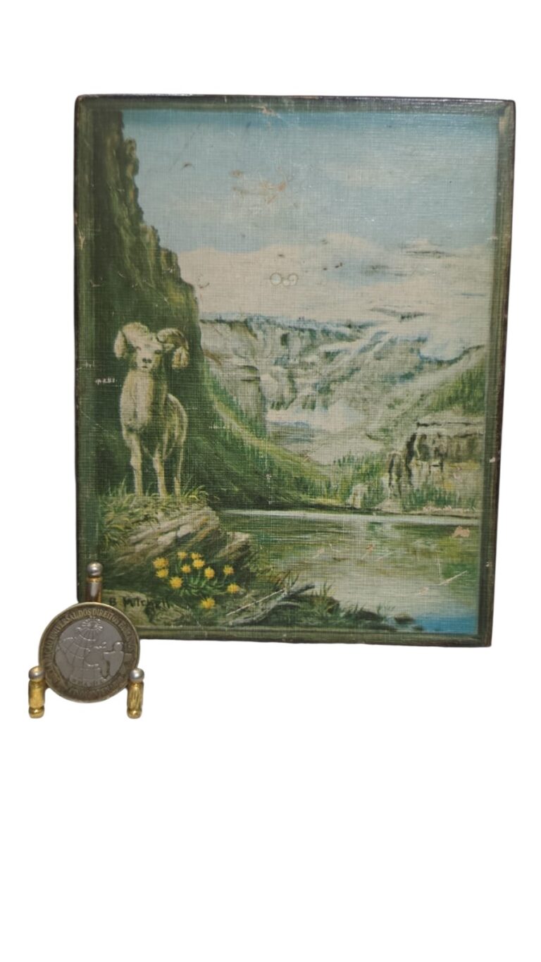 Quadrinho de madeira, com gravura de paisagem