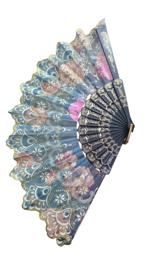 Elegante leque com bela arte