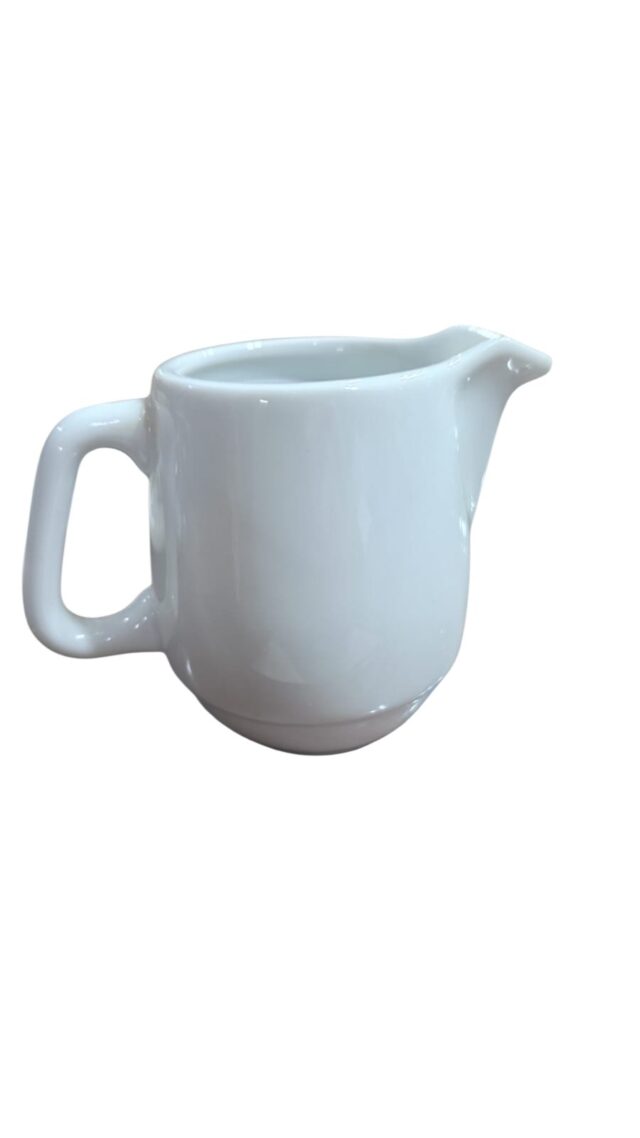 Pequena jarrinha de porcelana Schmidt
