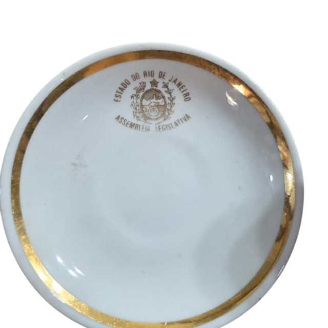 Pires de café de porcelana