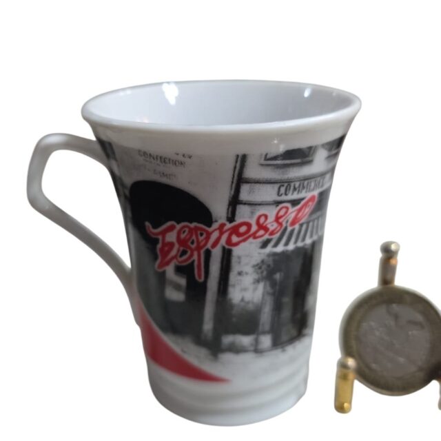 Copinho de café de porcelana