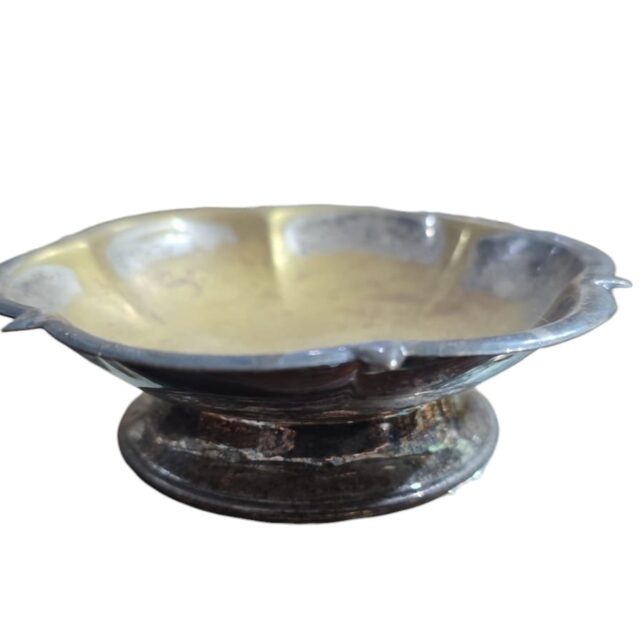 Pote de sobremesa espessurado a prata