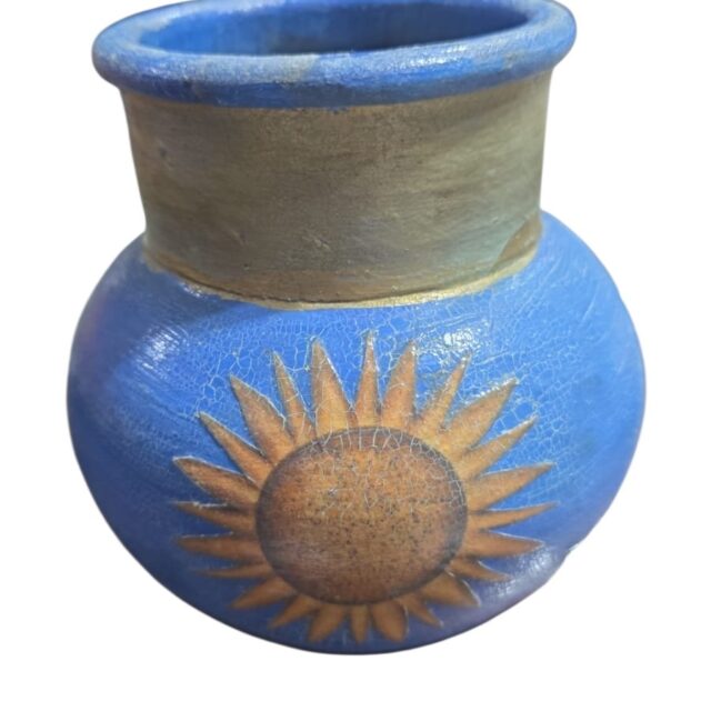 Belo vaso de cerâmica