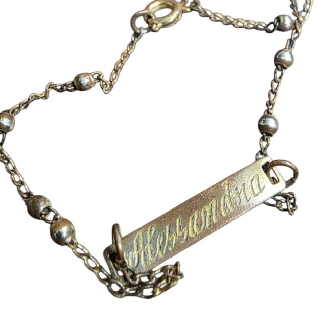 Pulseira vintage com nome Alessandra