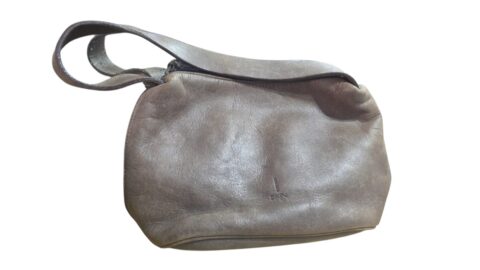 Bolsa antiga de couro