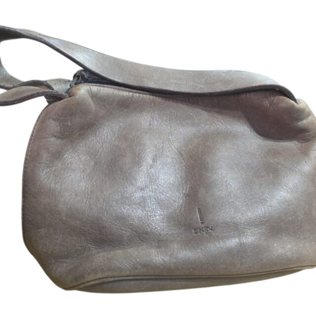 Bolsa antiga de couro
