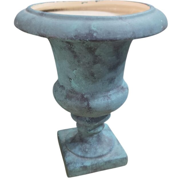 Antigo vaso em faiança, pintado a mão
