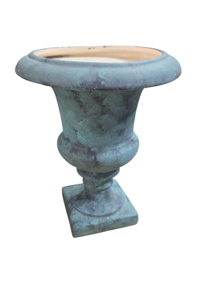 Antigo vaso em faiança, pintado a mão