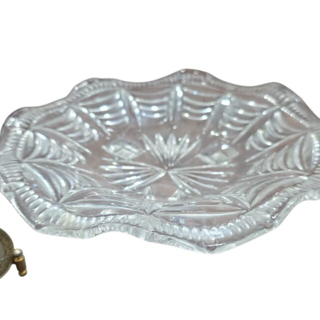 Centro de mesa trípode de cristal