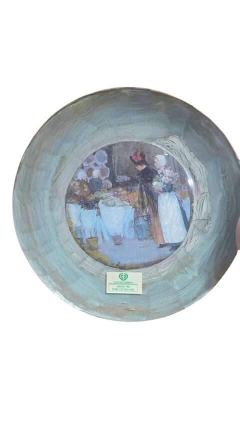 Prato de vidro com pintura famosa