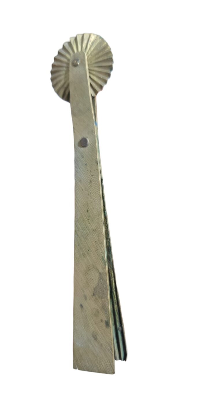 Antigo cortador de massa