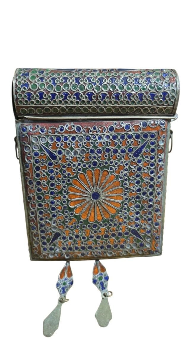 Antigo porta Alcorão esmaltado estilo cloisonné, do oriente médio