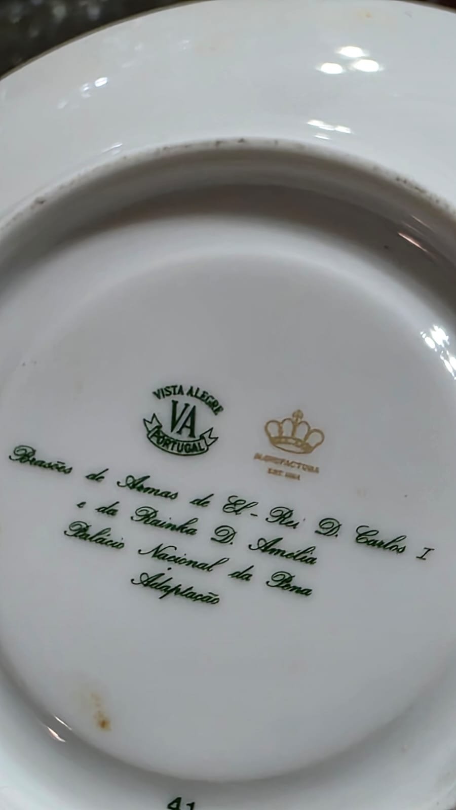 Xícara de café palaciana, com boas referências, Vista Alegre Portugal - Imagem 3