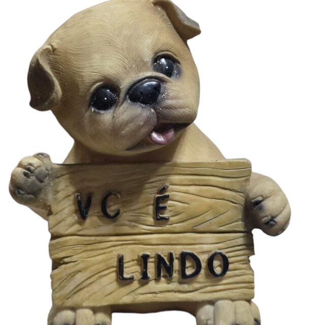 Enfeite decorativo de resina em formato de cachorro da raça Pug