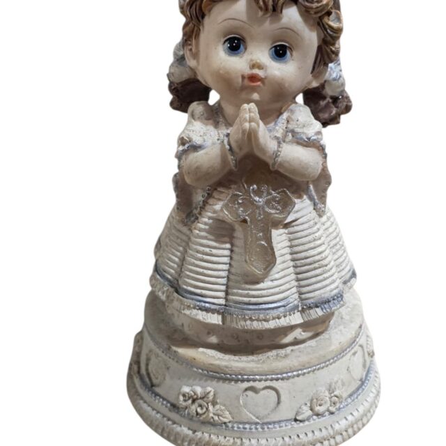 Daminha religiosa em resina