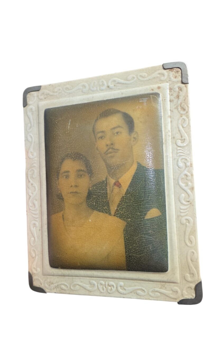 Antigo porta retrato modelo luxo da época