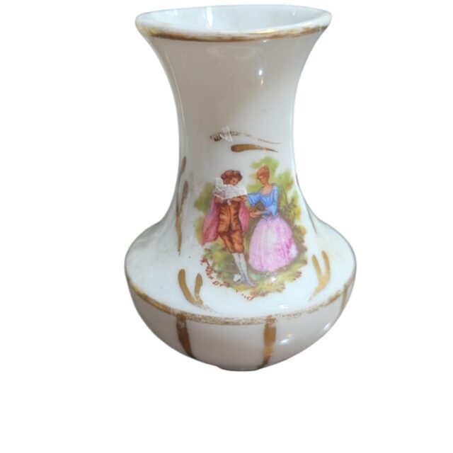 Vasinho de porcelana cena galante