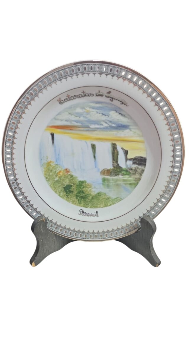 Porcelana pintada a mão