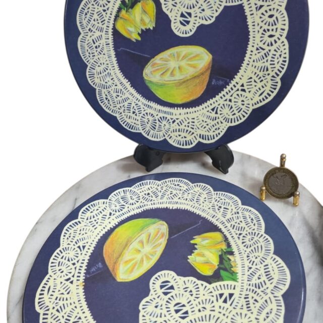 Par de melamina italiana com belíssima arte assinada